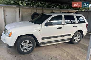 Внедорожник / Кроссовер Jeep Grand Cherokee 2006 в 