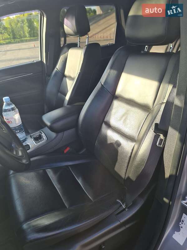 Внедорожник / Кроссовер Jeep Grand Cherokee 2019 в Киеве