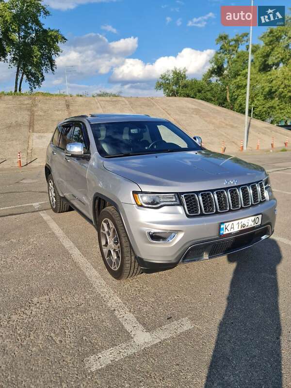 Внедорожник / Кроссовер Jeep Grand Cherokee 2019 в Киеве