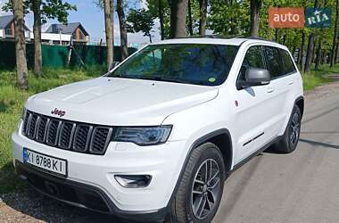 Внедорожник / Кроссовер Jeep Grand Cherokee 2017 в Киеве