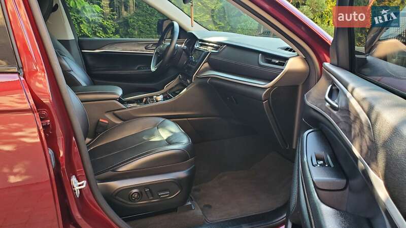 Внедорожник / Кроссовер Jeep Grand Cherokee 2022 в Луцке