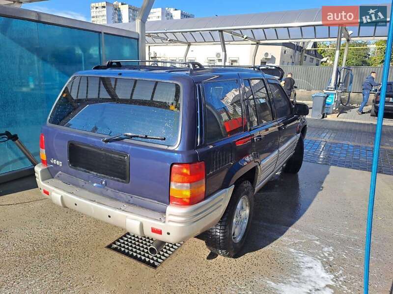 Внедорожник / Кроссовер Jeep Grand Cherokee 1994 в 