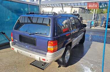Внедорожник / Кроссовер Jeep Grand Cherokee 1994 в 