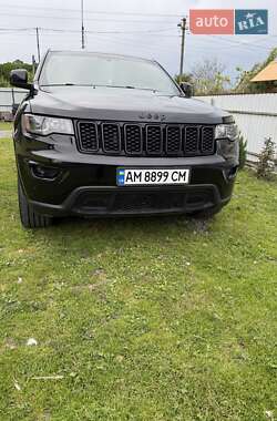 Внедорожник / Кроссовер Jeep Grand Cherokee 2017 в Житомире