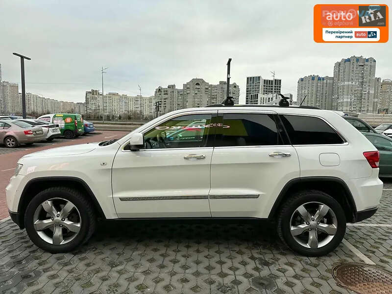 Внедорожник / Кроссовер Jeep Grand Cherokee 2012 в Броварах