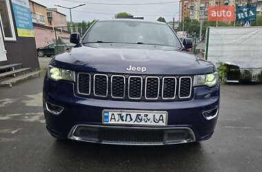Внедорожник / Кроссовер Jeep Grand Cherokee 2017 в Чернигове