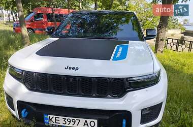 Внедорожник / Кроссовер Jeep Grand Cherokee 2022 в 