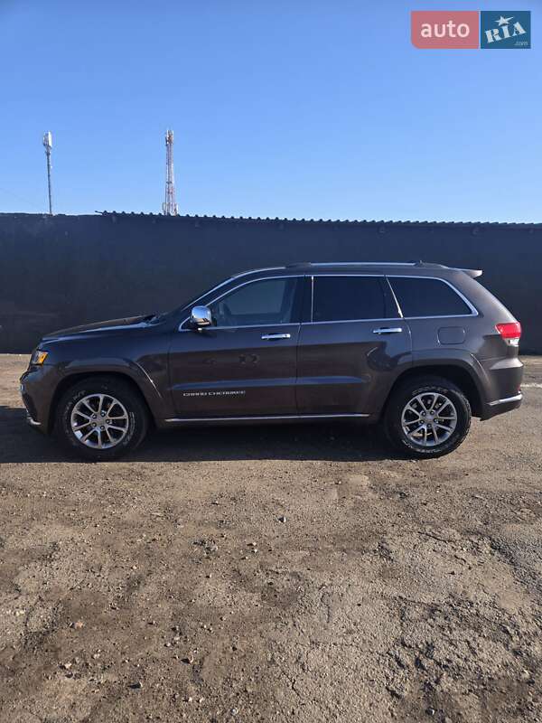 Внедорожник / Кроссовер Jeep Grand Cherokee 2015 в Житомире