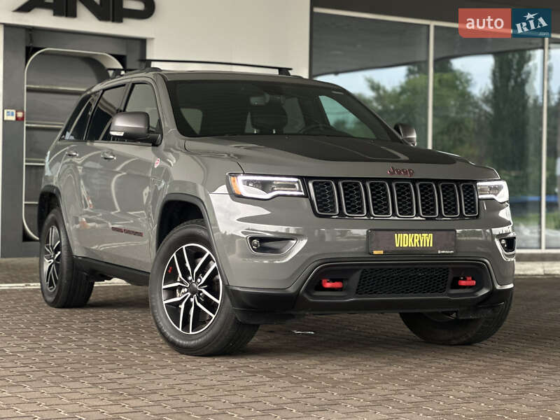 Внедорожник / Кроссовер Jeep Grand Cherokee 2020 в Киеве