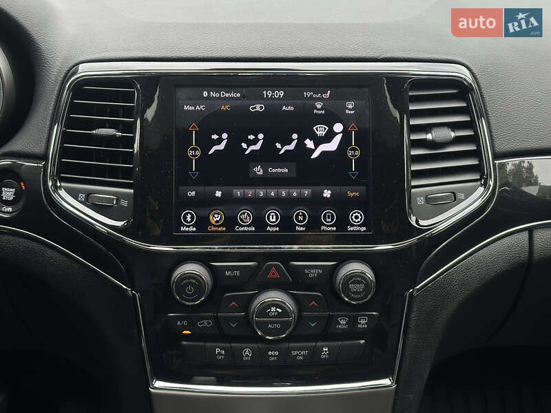 Внедорожник / Кроссовер Jeep Grand Cherokee 2020 в Киеве
