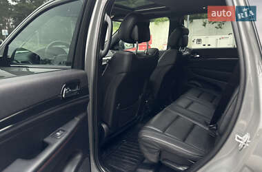 Позашляховик / Кросовер Jeep Grand Cherokee 2020 в 