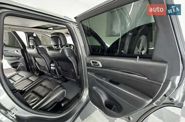 Внедорожник / Кроссовер Jeep Grand Cherokee 2011 в 