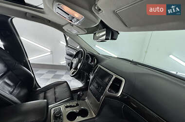 Внедорожник / Кроссовер Jeep Grand Cherokee 2011 в 