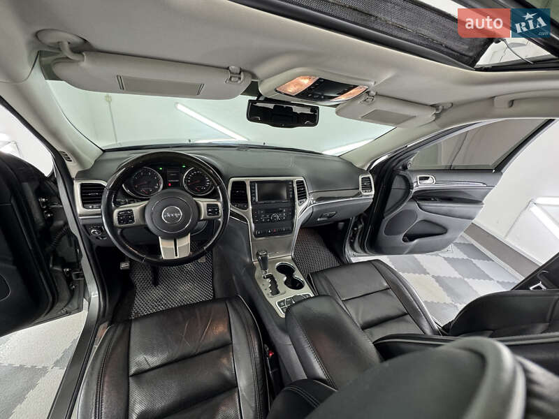 Внедорожник / Кроссовер Jeep Grand Cherokee 2011 в Трускавце