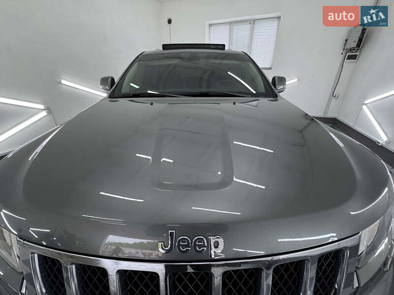 Внедорожник / Кроссовер Jeep Grand Cherokee 2011 в Трускавце
