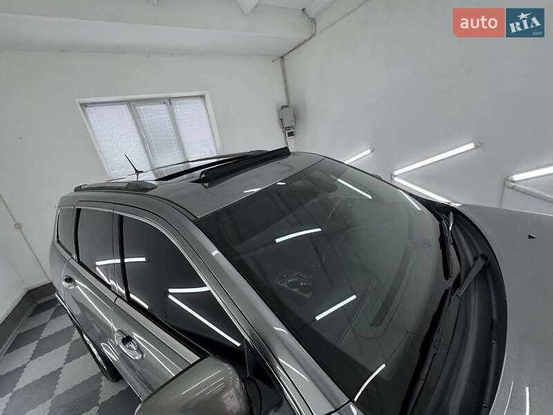 Внедорожник / Кроссовер Jeep Grand Cherokee 2011 в Трускавце