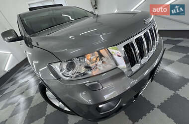 Внедорожник / Кроссовер Jeep Grand Cherokee 2011 в 