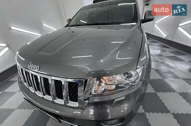 Внедорожник / Кроссовер Jeep Grand Cherokee 2011 в 