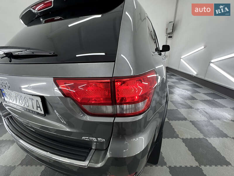 Внедорожник / Кроссовер Jeep Grand Cherokee 2011 в Трускавце
