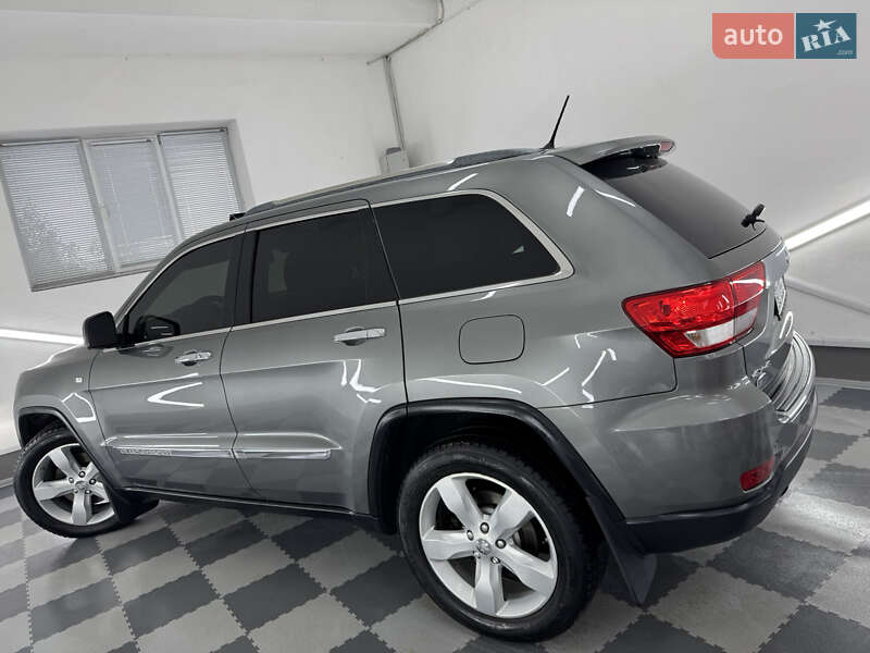 Внедорожник / Кроссовер Jeep Grand Cherokee 2011 в Трускавце