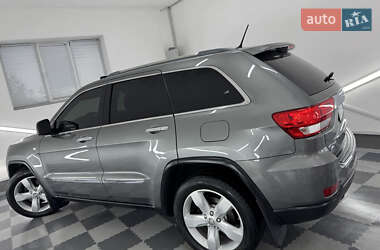 Внедорожник / Кроссовер Jeep Grand Cherokee 2011 в 