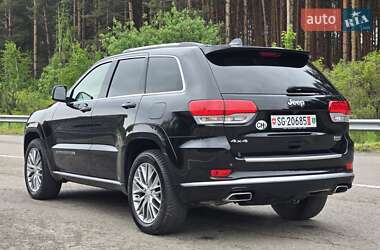 Внедорожник / Кроссовер Jeep Grand Cherokee 2017 в 