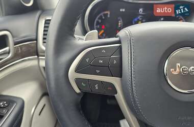 Внедорожник / Кроссовер Jeep Grand Cherokee 2017 в 