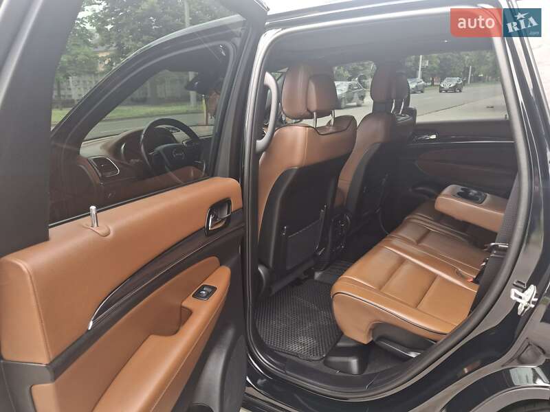 Внедорожник / Кроссовер Jeep Grand Cherokee 2021 в Черкассах