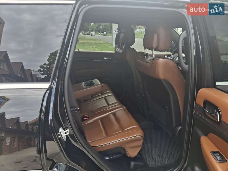 Внедорожник / Кроссовер Jeep Grand Cherokee 2021 в Черкассах