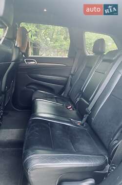 Позашляховик / Кросовер Jeep Grand Cherokee 2018 в 