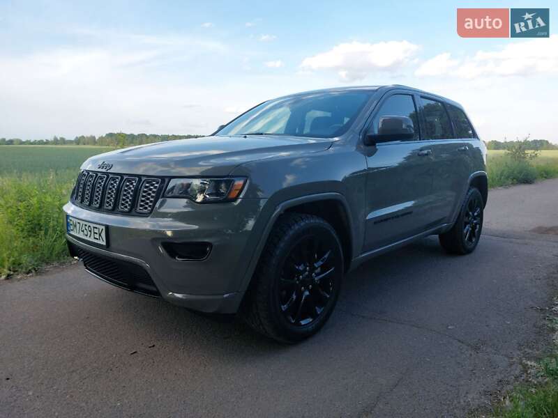 Внедорожник / Кроссовер Jeep Grand Cherokee 2022 в Ромнах