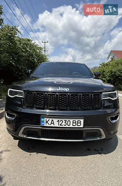 Позашляховик / Кросовер Jeep Grand Cherokee 2017 в Києві