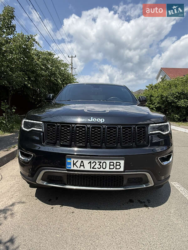 Внедорожник / Кроссовер Jeep Grand Cherokee 2017 в Киеве