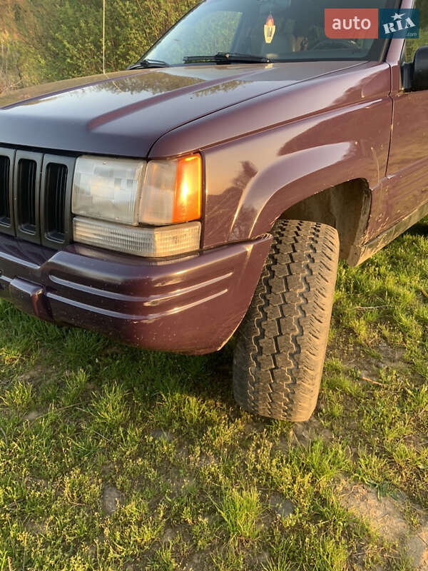 Внедорожник / Кроссовер Jeep Grand Cherokee 1996 в Мукачево