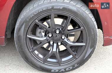 Позашляховик / Кросовер Jeep Grand Cherokee 2020 в 