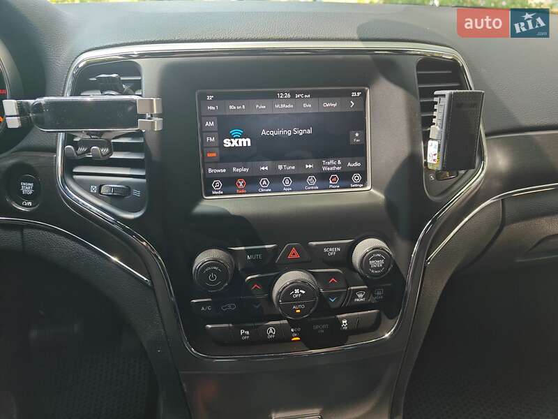 Внедорожник / Кроссовер Jeep Grand Cherokee 2018 в Киеве фото 40 Внедорожник / Кроссовер Jeep Grand Cherokee 2018 в Киеве