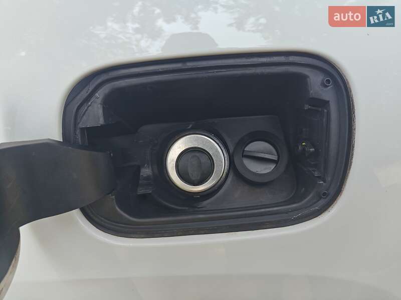 Внедорожник / Кроссовер Jeep Grand Cherokee 2018 в Киеве фото 51 Внедорожник / Кроссовер Jeep Grand Cherokee 2018 в Киеве