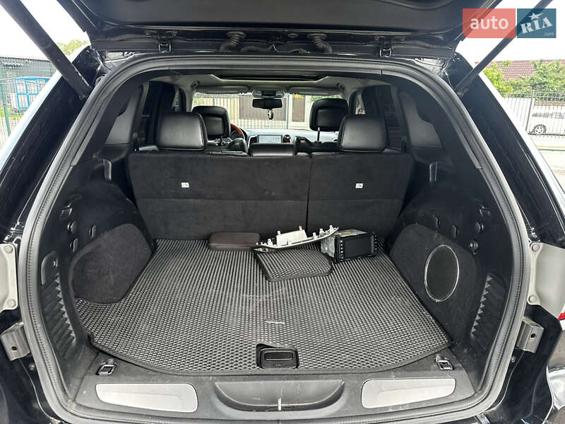 Внедорожник / Кроссовер Jeep Grand Cherokee 2012 в Киеве