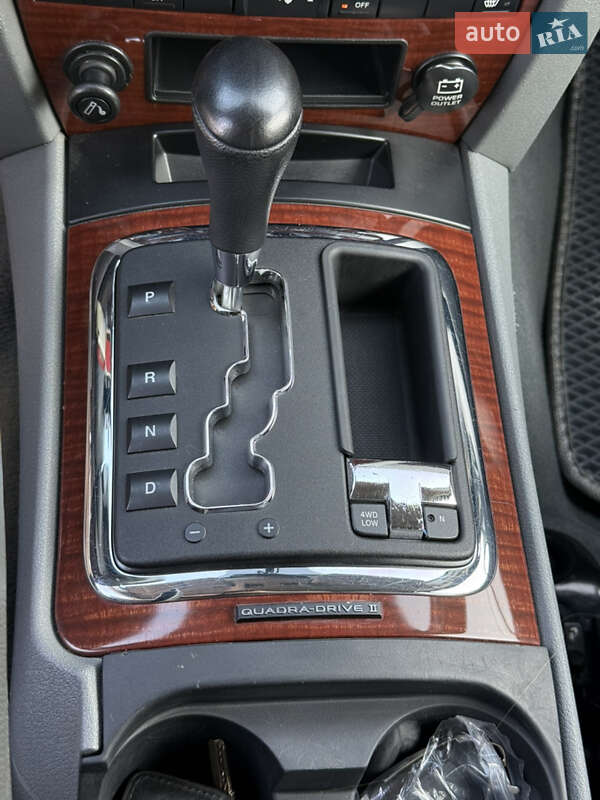 Внедорожник / Кроссовер Jeep Grand Cherokee 2007 в Золочеве