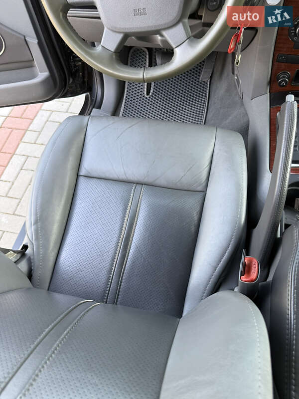 Внедорожник / Кроссовер Jeep Grand Cherokee 2007 в Золочеве