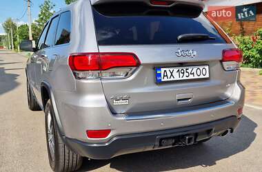 Позашляховик / Кросовер Jeep Grand Cherokee 2020 в 