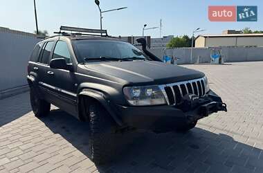 Внедорожник / Кроссовер Jeep Grand Cherokee 2002 в 