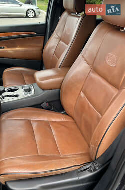 Внедорожник / Кроссовер Jeep Grand Cherokee 2012 в 