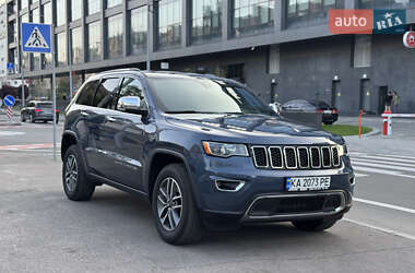 Внедорожник / Кроссовер Jeep Grand Cherokee 2020 в Киеве