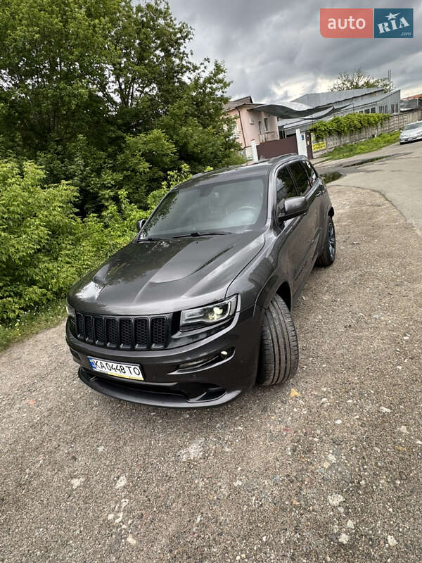 Внедорожник / Кроссовер Jeep Grand Cherokee 2016 в Киеве