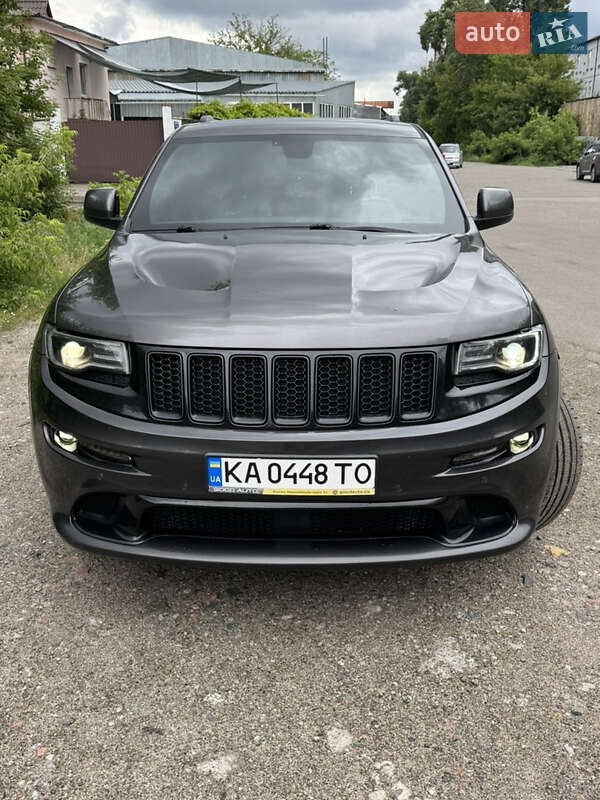 Внедорожник / Кроссовер Jeep Grand Cherokee 2016 в Киеве