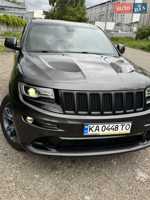 Внедорожник / Кроссовер Jeep Grand Cherokee 2016 в Киеве
