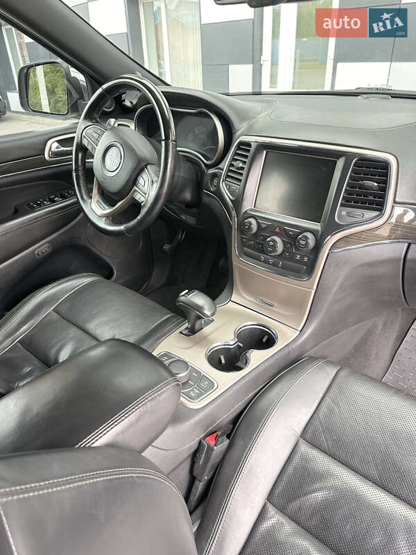 Внедорожник / Кроссовер Jeep Grand Cherokee 2013 в Чернигове