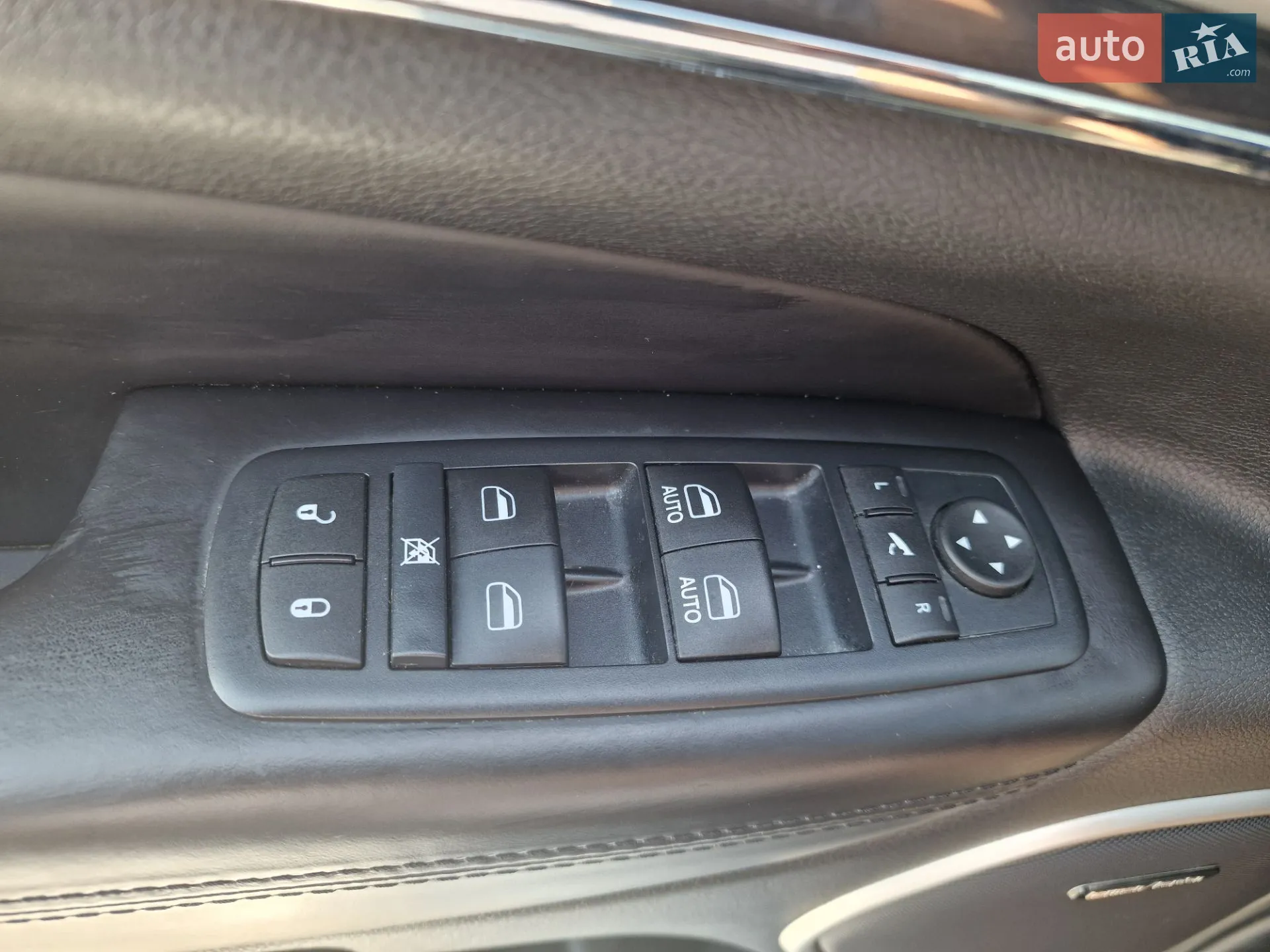 2015 Jeep Grand Cherokee - мініатюра 24