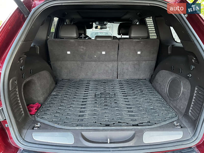 Внедорожник / Кроссовер Jeep Grand Cherokee 2014 в Черновцах